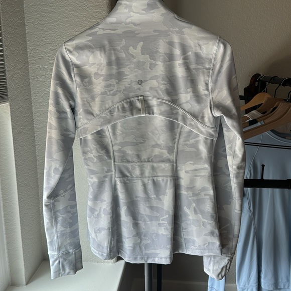 Lululemon size 10 Define Jacket Lux *Jacquard luxtreme - Picture 14 of 14